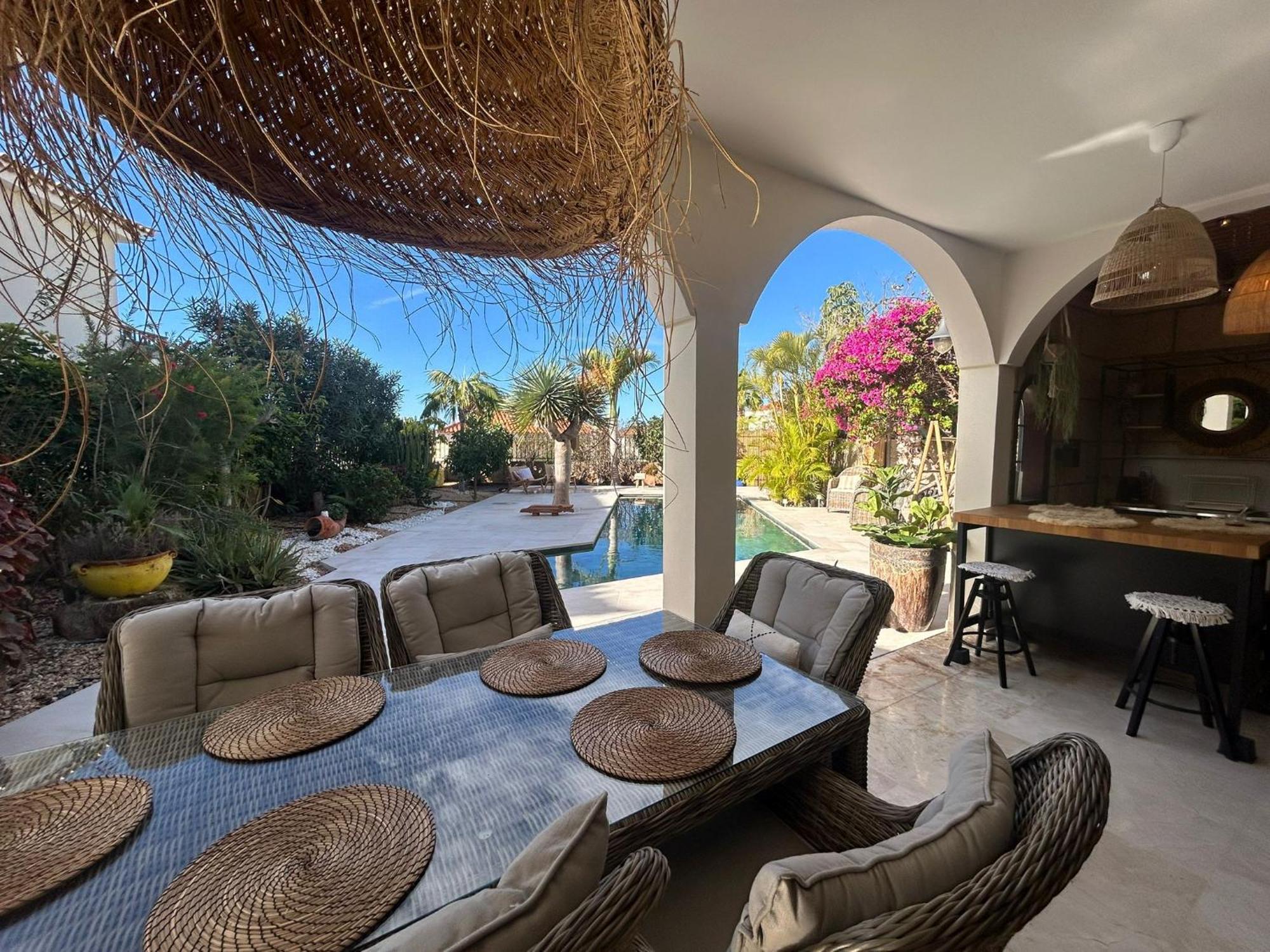 Villa Ibiza - Beautiful House With Private Pool Chayofa Esterno foto