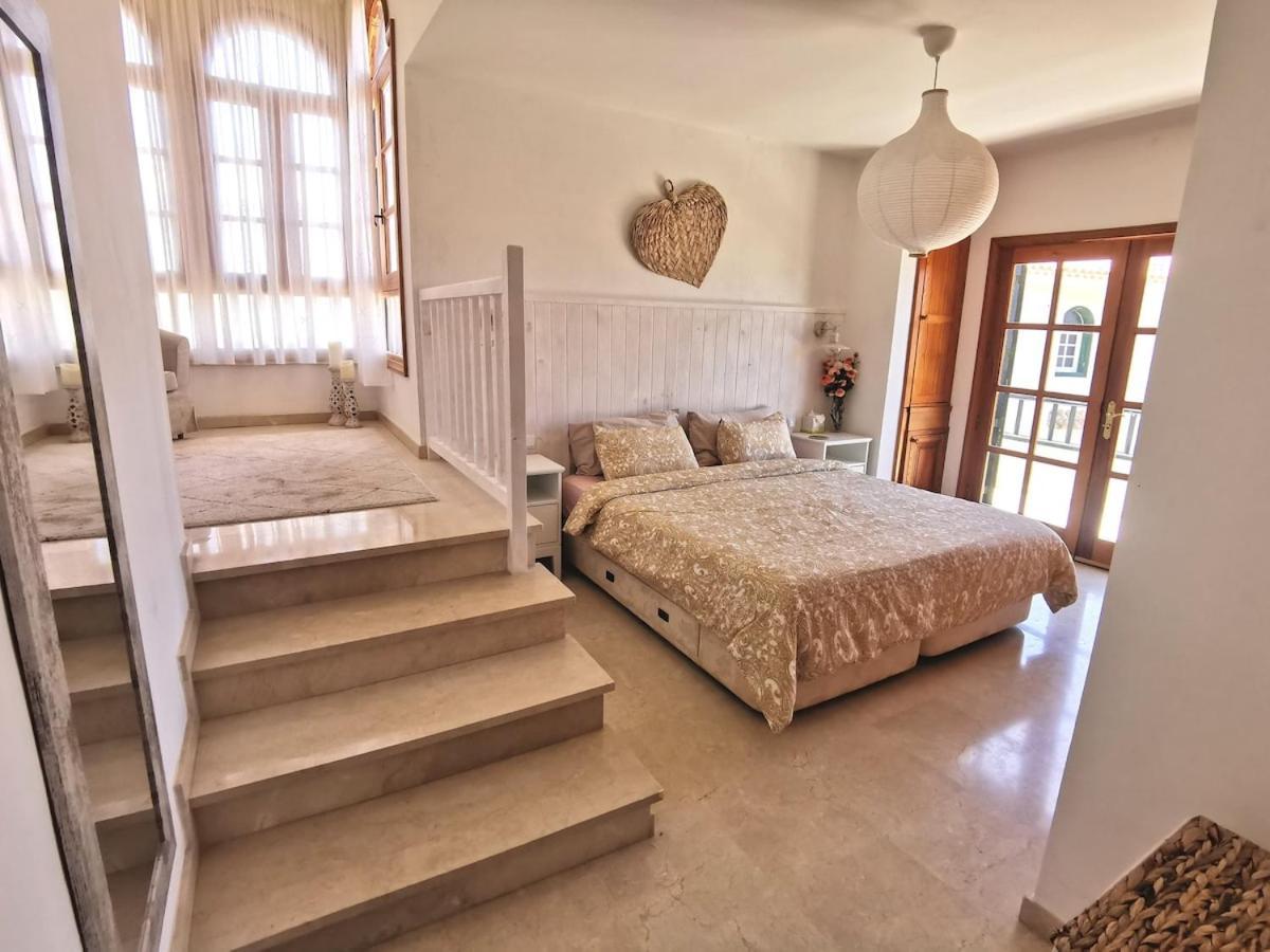 Villa Ibiza - Beautiful House With Private Pool Chayofa Esterno foto